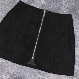 HM suede black skirt